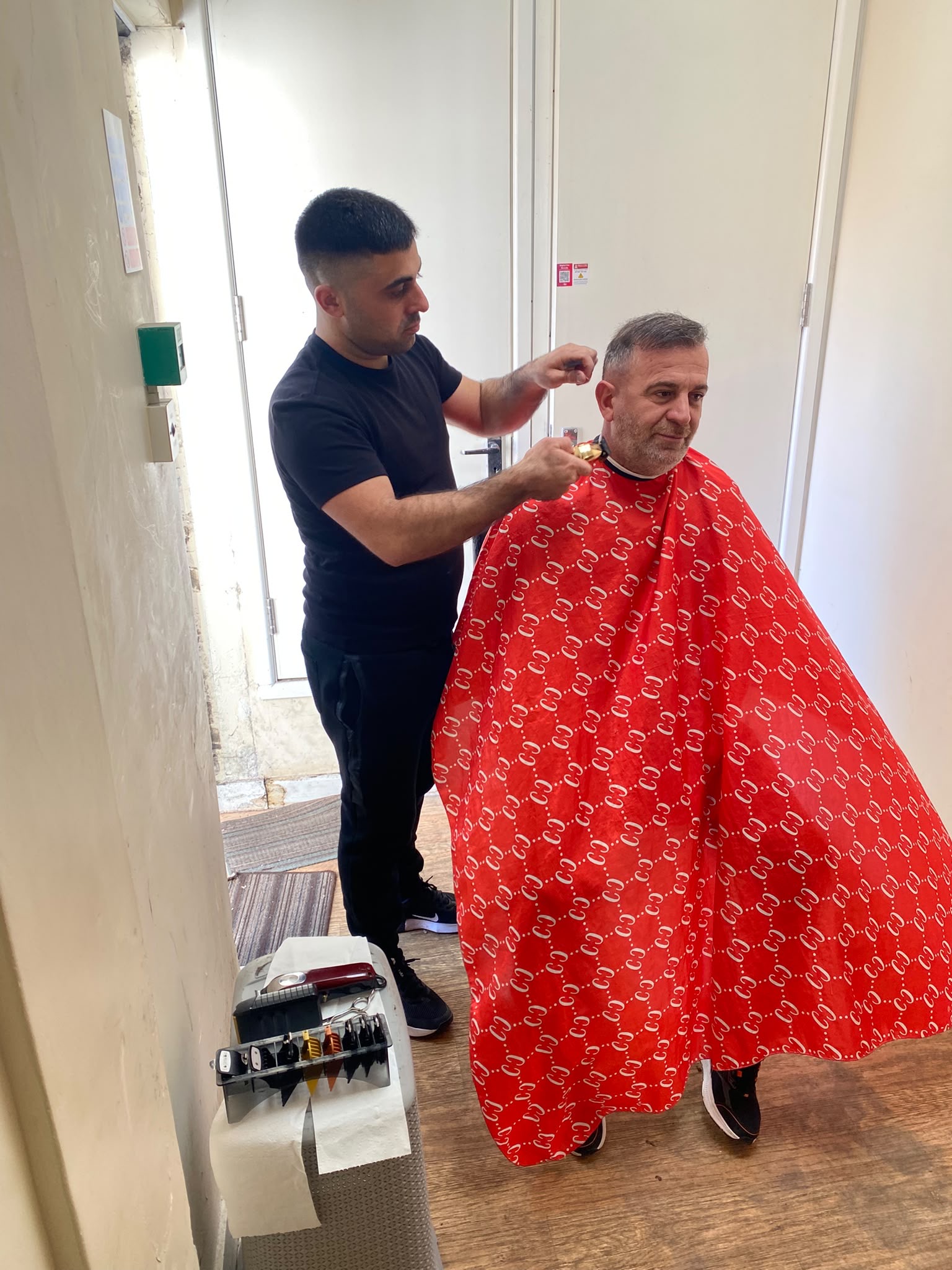 Emre Yildiz providing a professional mobile haircut